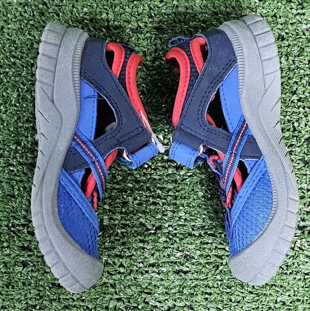 OSHKOSH B'GOSH | 'PAUL' BUMPER TOE SANDALS - NWOT!